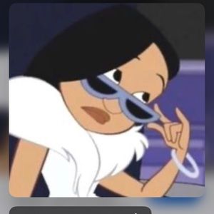 Meet your Posher, Lena